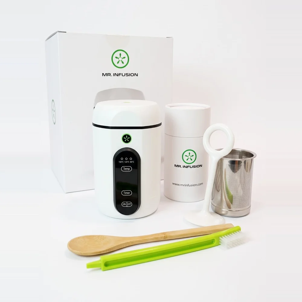 Kit Mr. Infusion: caixa, máquina, embalagem tubo, filtro de inox, colher de madeira e escova de limpeza